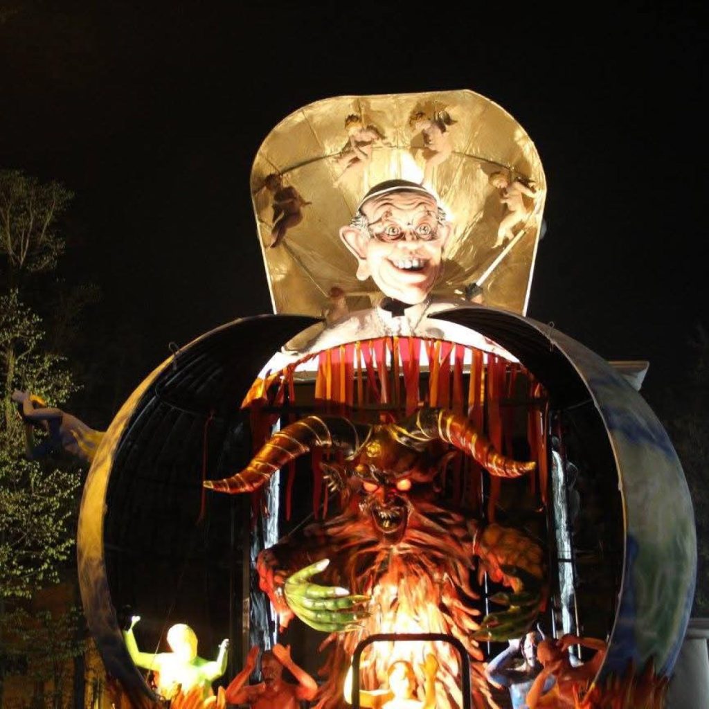 carnevale notturno carro